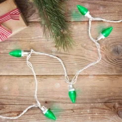 Northlight 25 Count Green LED C7 Christmas Lights, 16 Ft White Wire